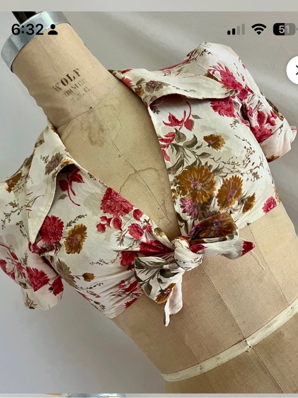 Byer California Cream Floral Tie-Front Crop Top with Red & Mustard Blooms